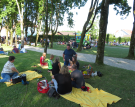 Familienpicknick im Schlossgarten Wildenau